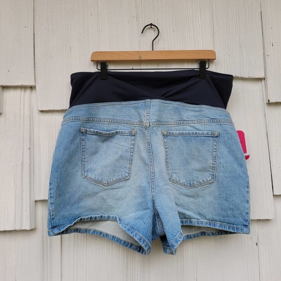 Ingrid & Isabel Maternity Denim Midi Short Crossover‎ Panel 16 NWT - Picture 6 of 8